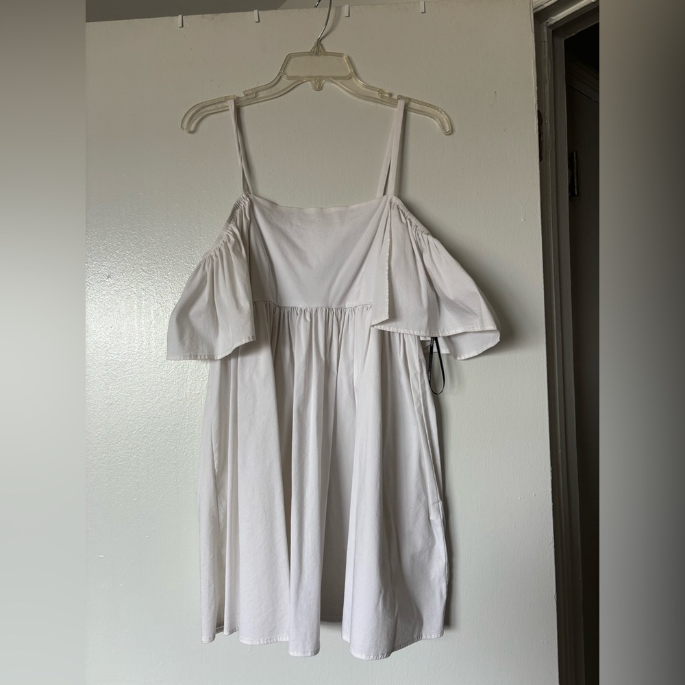 Forever 21 White Off-Shoulder Dress